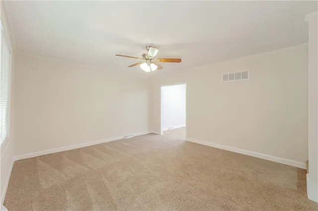 $2,340 | 1109 Northeast Columbus Street, Lee's Summit, MO 64086