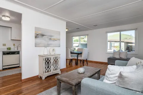 $299,000 | 119 Marin Valley Drive, Novato, CA 94949