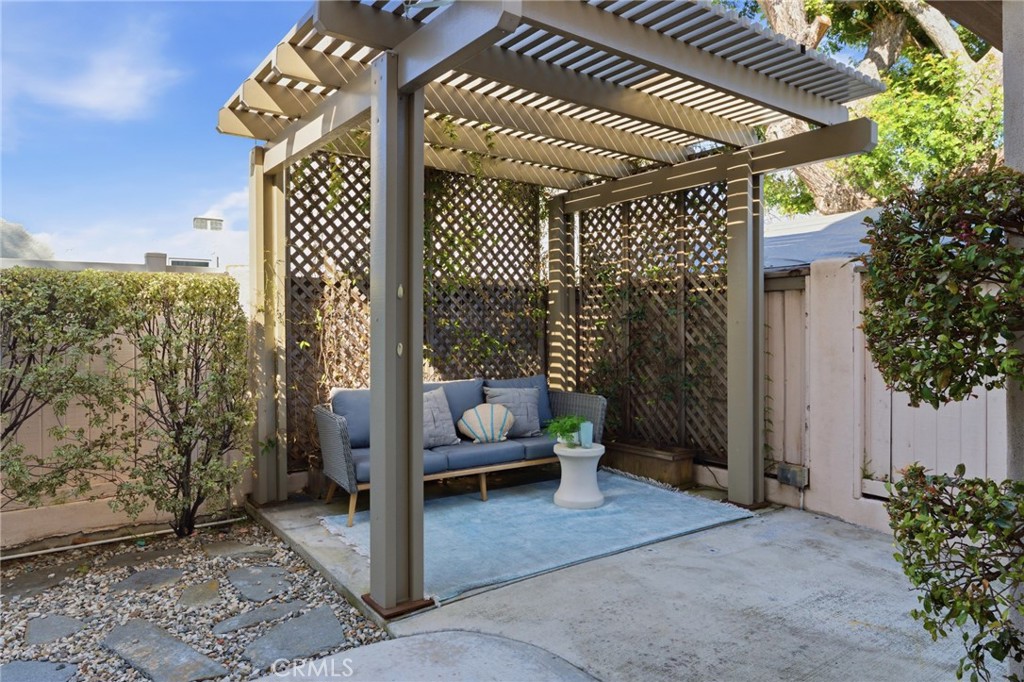 2409 Ruhland Avenue, Unit B Redondo Beach, CA 90278 - Photo 25 of 66