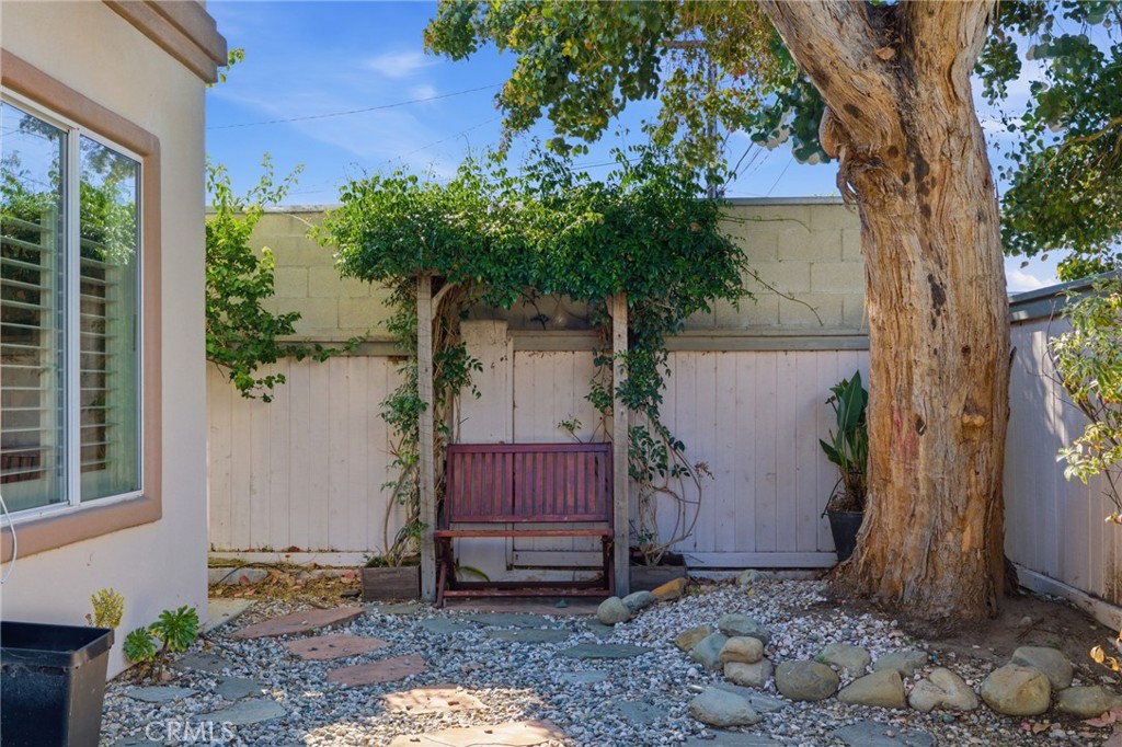 2409 Ruhland Avenue, Unit B Redondo Beach, CA 90278 - Photo 29 of 66