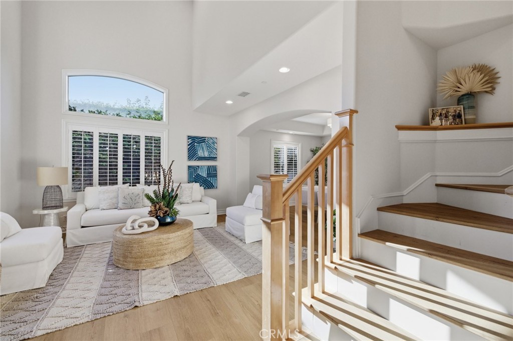 2409 Ruhland Avenue, Unit B Redondo Beach, CA 90278 - Photo 5 of 66