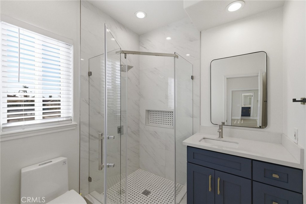 2409 Ruhland Avenue, Unit B Redondo Beach, CA 90278 - Photo 58 of 66