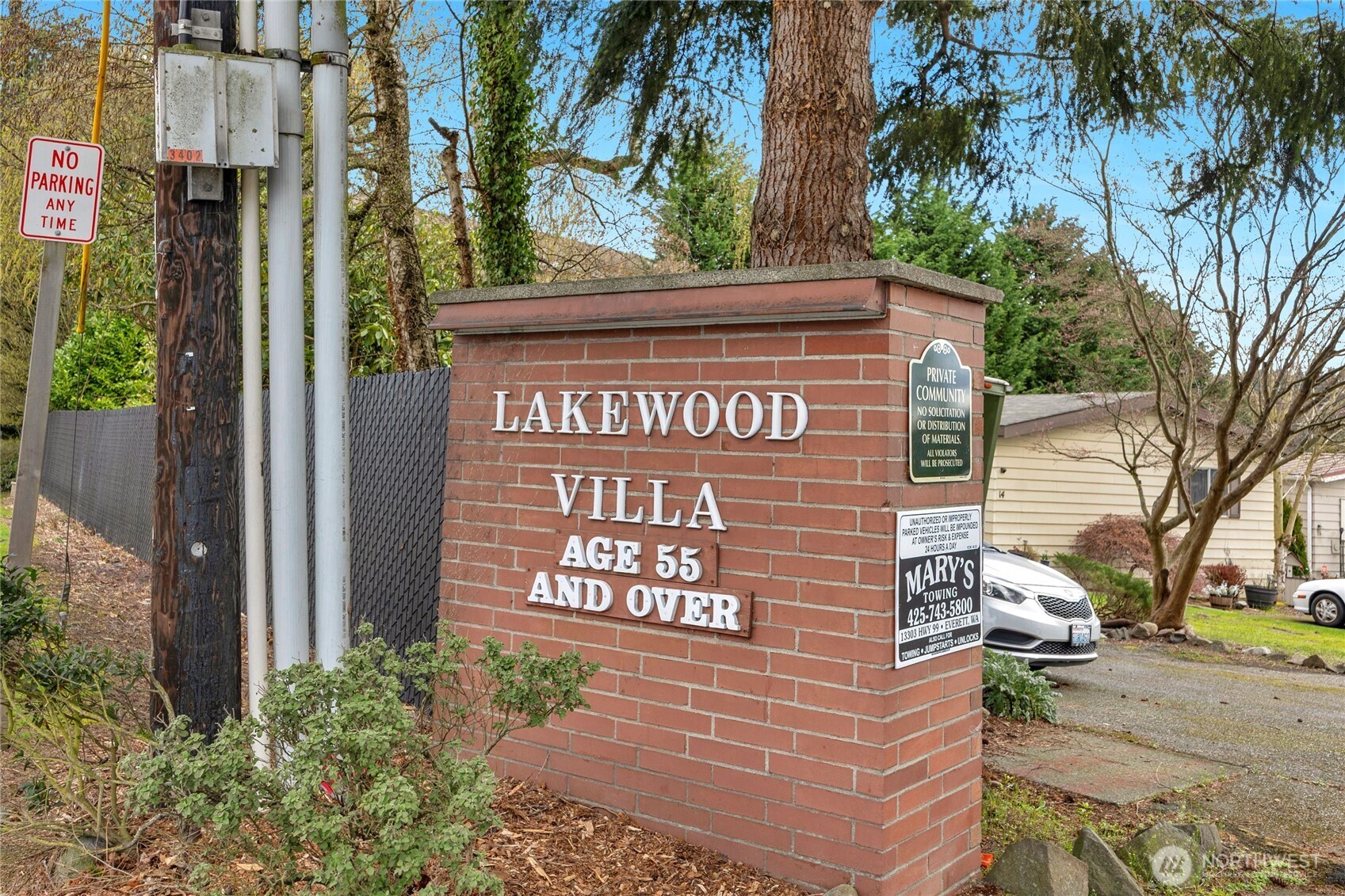 7031 Northeast 175th Street, Unit 33 Kenmore, WA 98028 - Photo 14 of 15