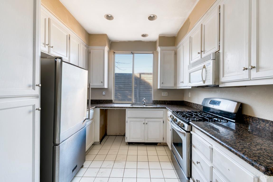 2923 Dall Sheep Lane Santa Rosa, CA 95407 - Photo 9 of 24