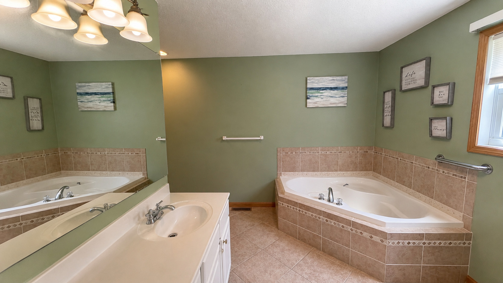 18205 Irvington Road Centralia, IL 62801 - Photo 9 of 20 Gallery Image 9