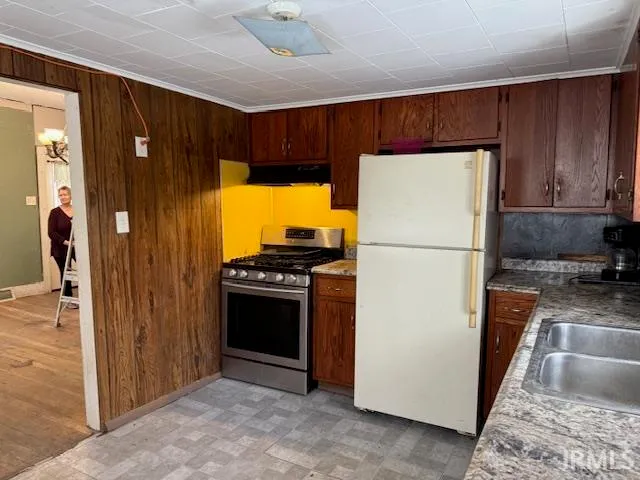 $134,900 | 1208 West Quincy Street, Garrett, IN 46738