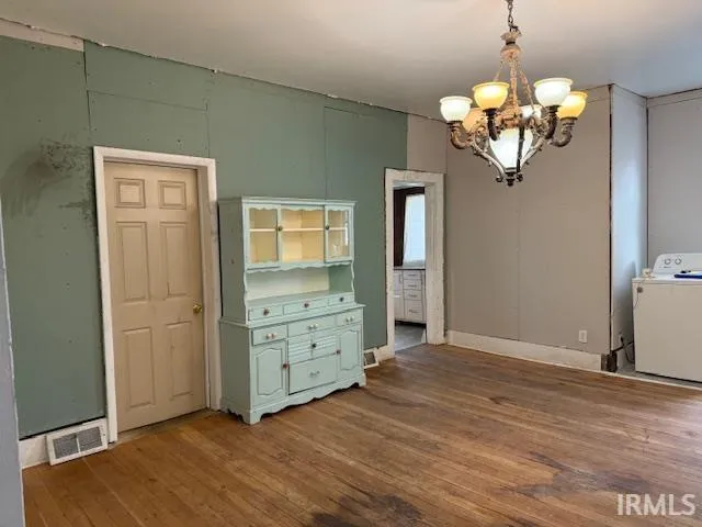 $134,900 | 1208 West Quincy Street, Garrett, IN 46738