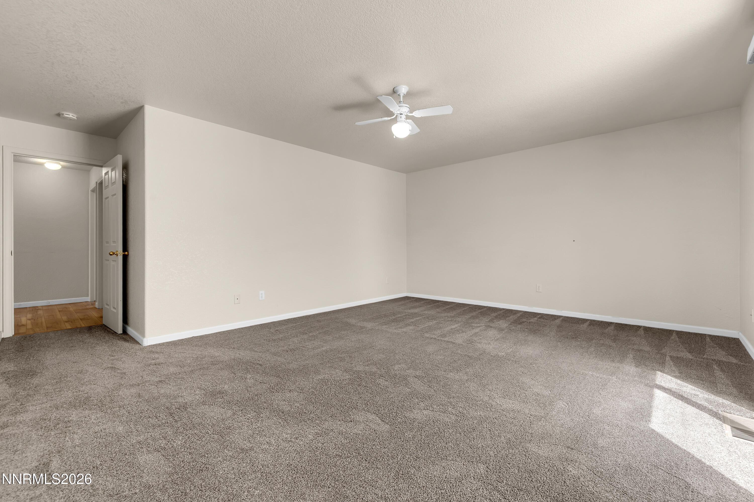 5486 Trapper Court Sun Valley, NV 89433 - Photo 18 of 37 Trapper5486-018