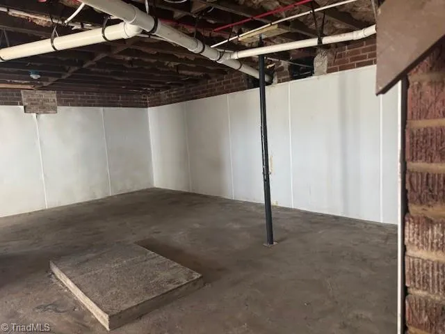 $267,000 | 105 Charles Street, Thomasville, NC 27360