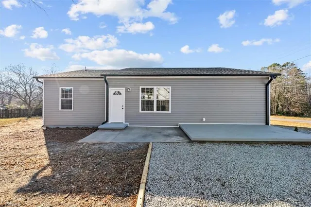 $267,000 | 105 Charles Street, Thomasville, NC 27360