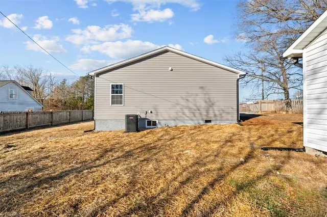 $267,000 | 105 Charles Street, Thomasville, NC 27360
