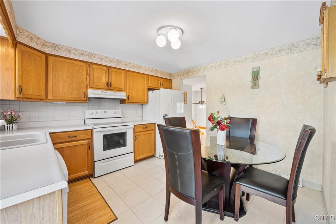 7444 Thunderbird Road Clay, NY 13088 - Photo 12 of 35