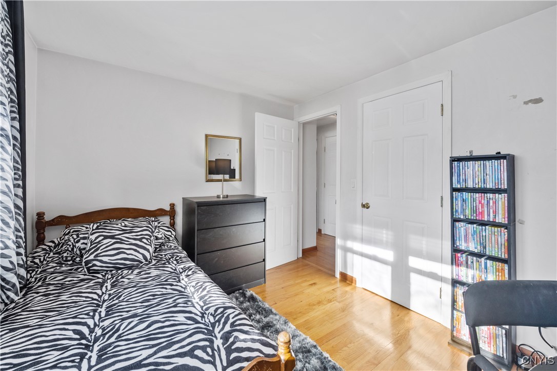 7444 Thunderbird Road Clay, NY 13088 - Photo 20 of 35