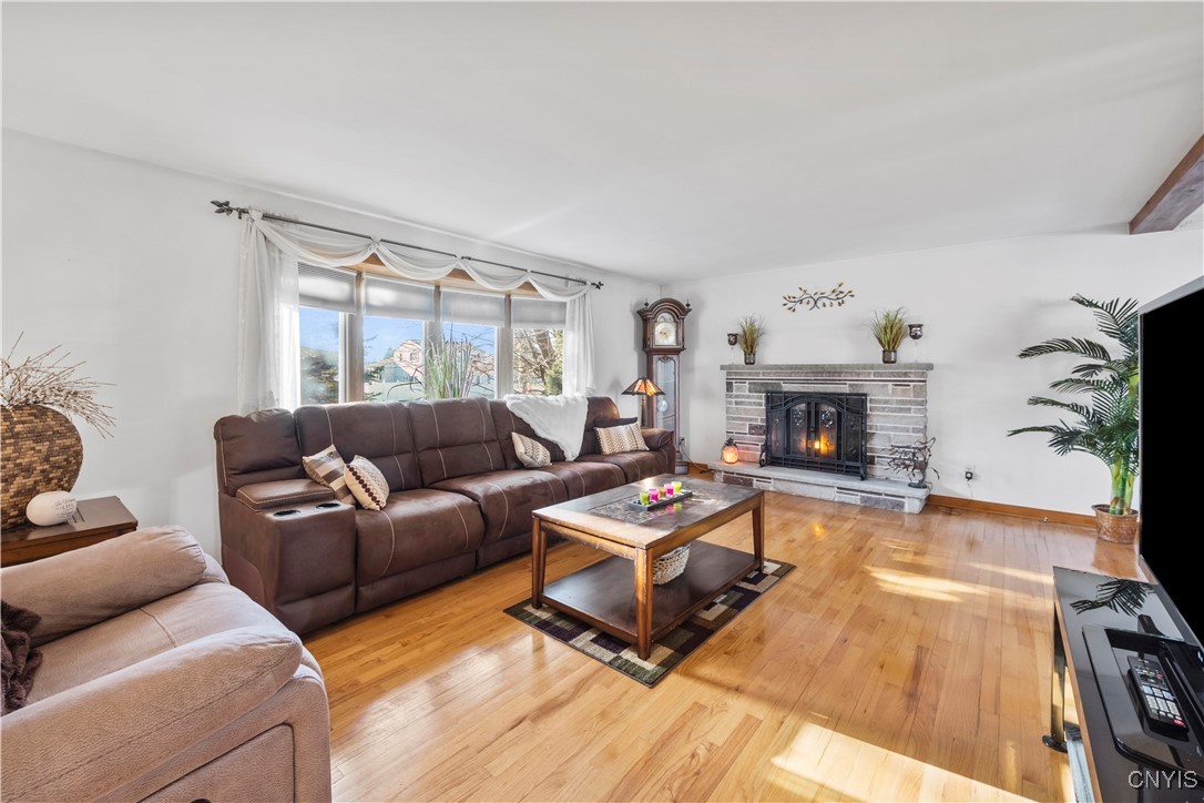 7444 Thunderbird Road Clay, NY 13088 - Photo 8 of 35