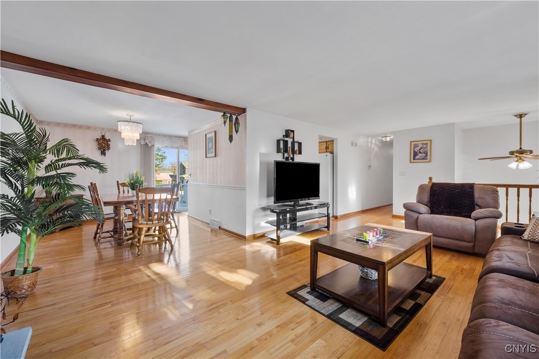 7444 Thunderbird Road Clay, NY 13088 - Photo 10 of 35