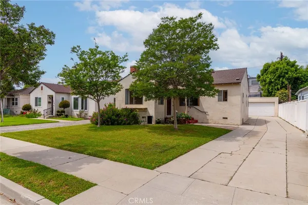$949,000 | 235 West Santa Anita Avenue, Burbank, CA 91502