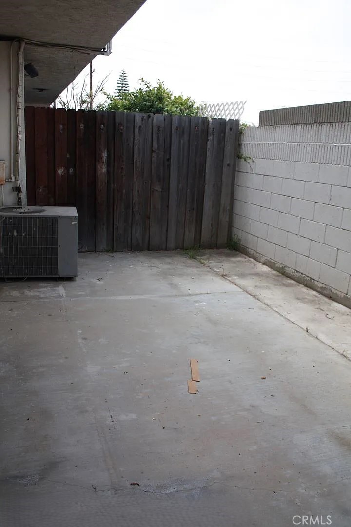 1501 East Carson Street, Unit 7 Carson, CA 90745 - Photo 11 of 14
