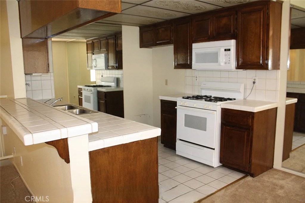 1501 East Carson Street, Unit 7 Carson, CA 90745 - Photo 6 of 14