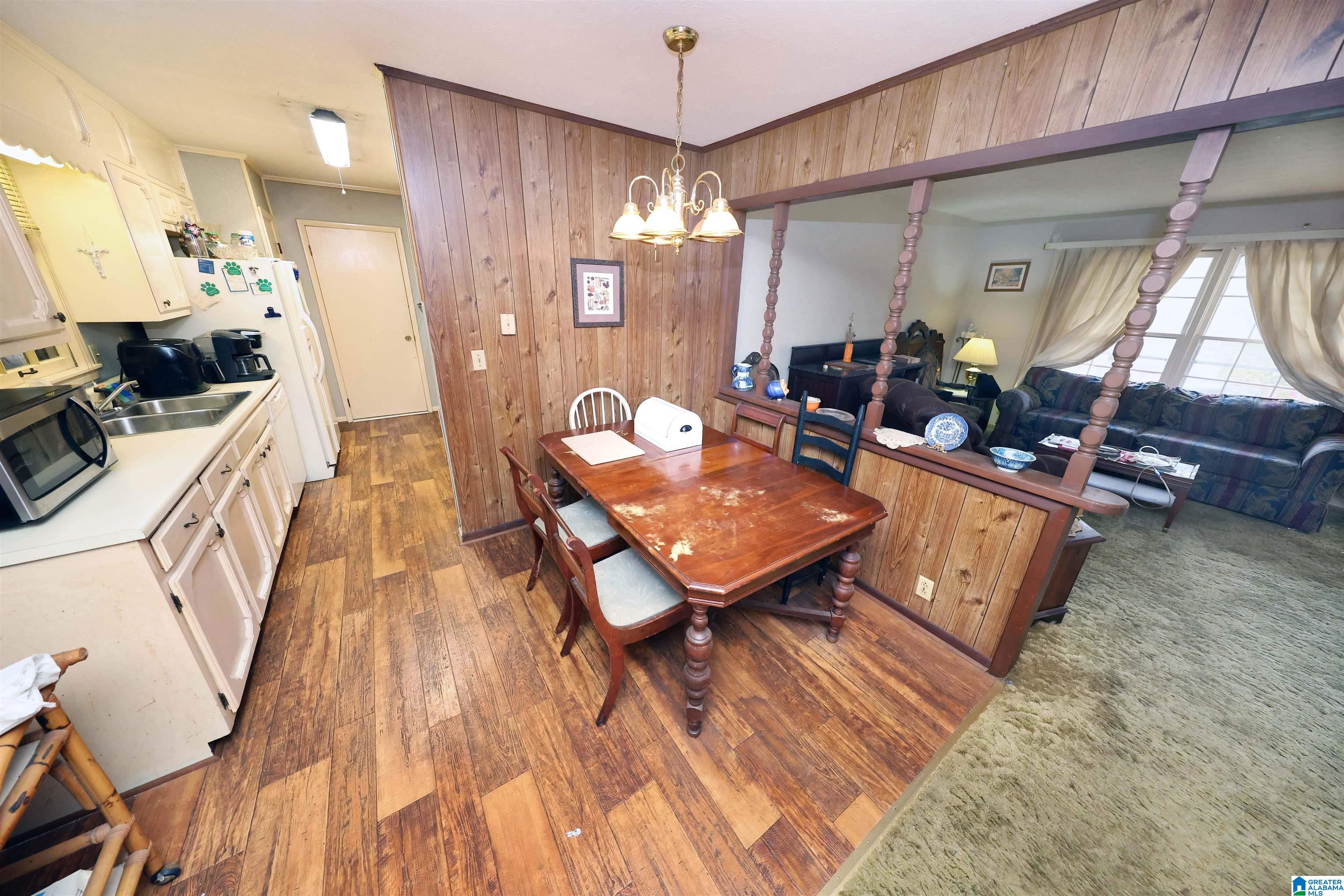 1404 Greenmeadow Road Anniston, AL 36207 - Photo 10 of 35