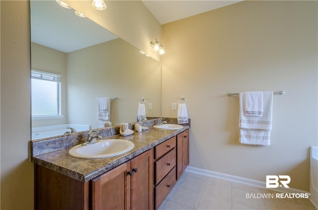 9804 Winchester Circle North Semmes, AL 36575 - Photo 14 of 28
