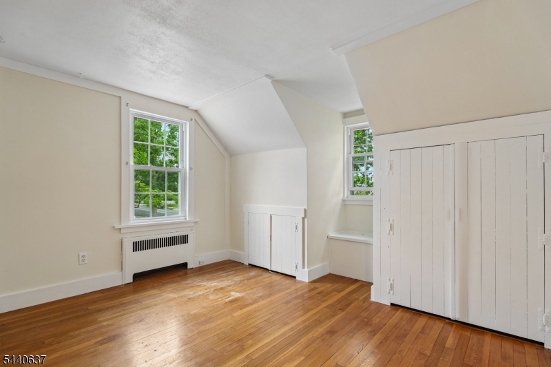 688 Greenbrook Road North Plainfield, NJ 07063 - Photo 22 of 37