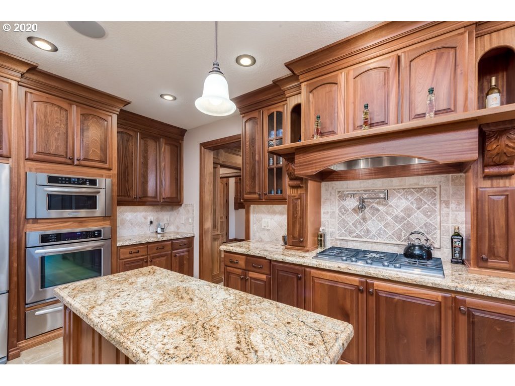 17281 South Burk Road Beavercreek, OR 97004 - Photo 11 of 32 Gallery Image 11