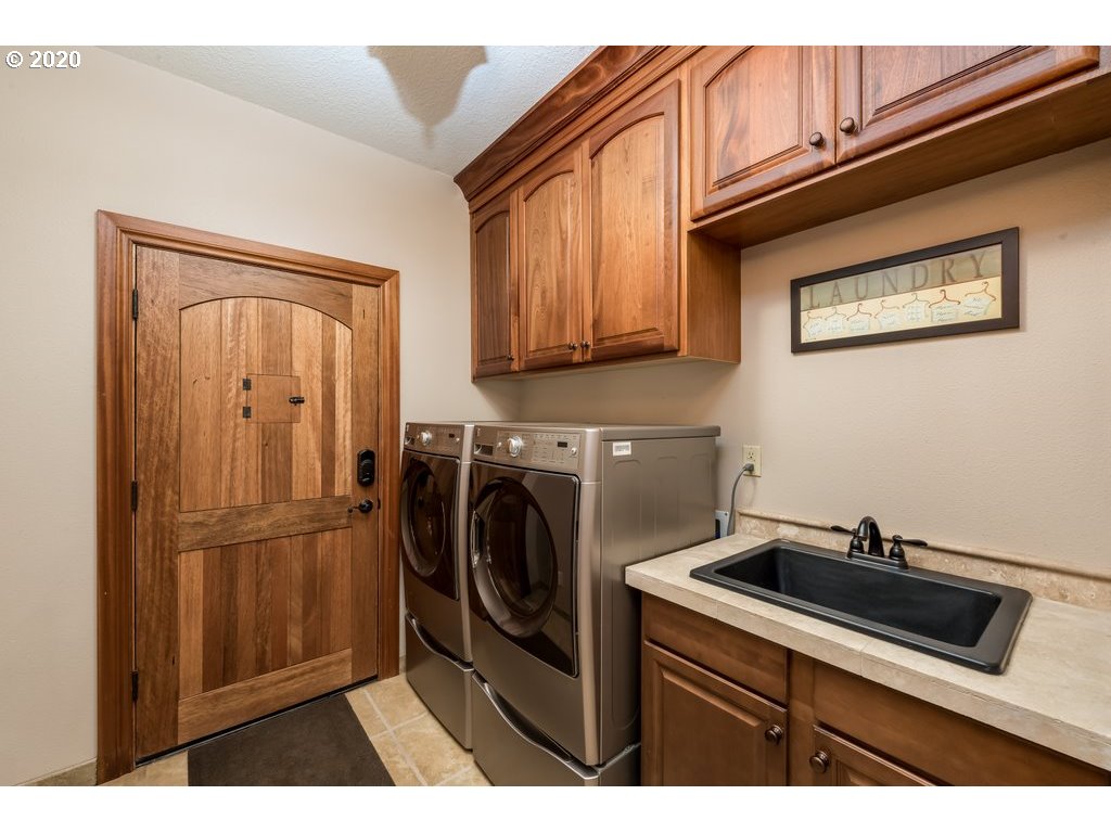 17281 South Burk Road Beavercreek, OR 97004 - Photo 20 of 32 Gallery Image 20
