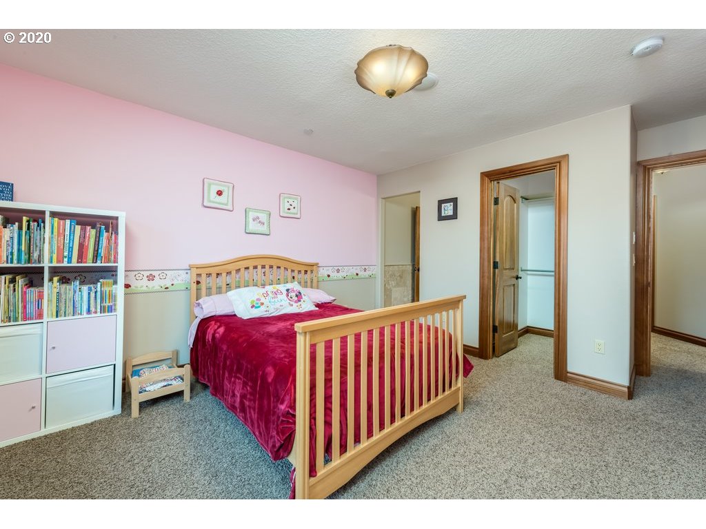 17281 South Burk Road Beavercreek, OR 97004 - Photo 24 of 32 Gallery Image 24