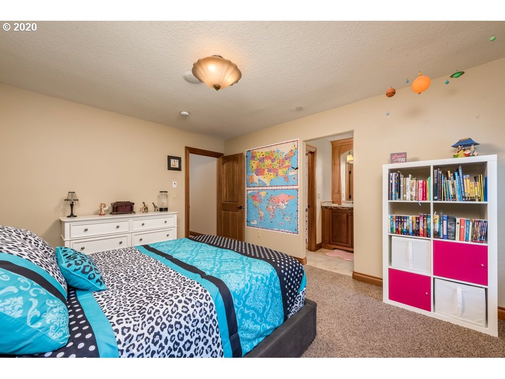 17281 South Burk Road Beavercreek, OR 97004 - Photo 28 of 32 Gallery Image 28