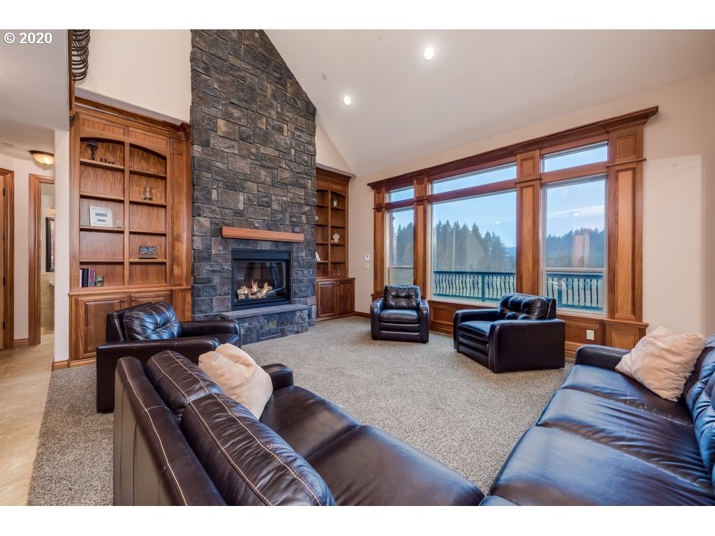 17281 South Burk Road Beavercreek, OR 97004 - Photo 7 of 32 Gallery Image 7