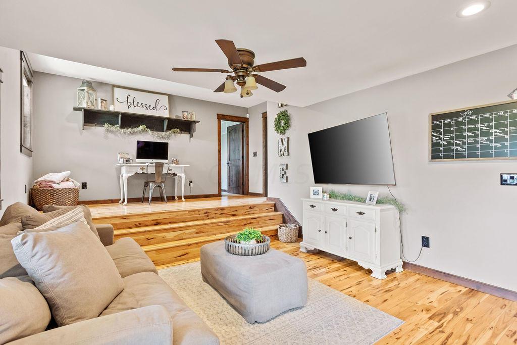 6129 Thompson Road Ashville, OH 43103 - Photo 8 of 68 Gallery Image 8