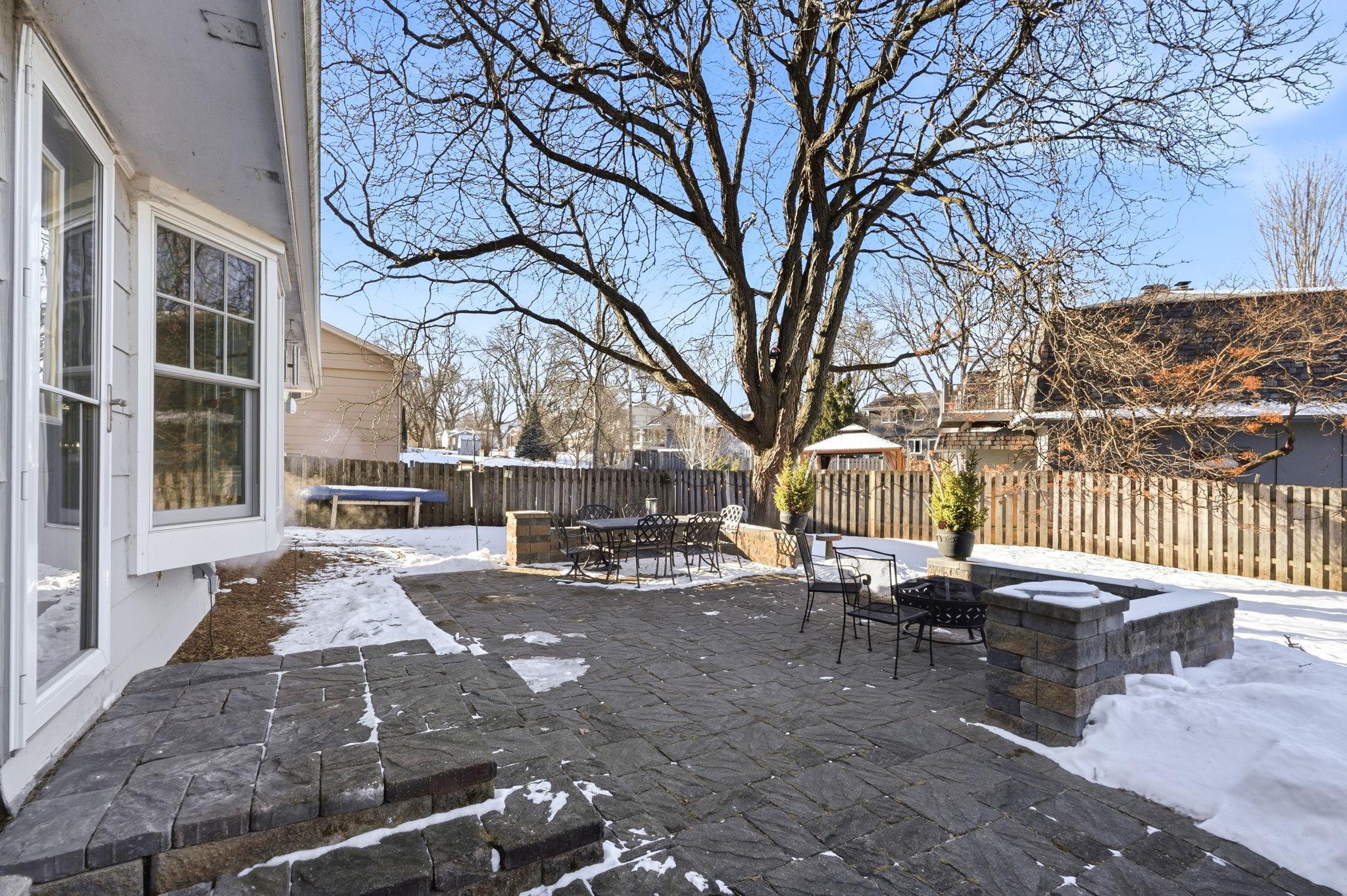 2741 Zane Avenue North Crystal, MN 55422 - Photo 31 of 34