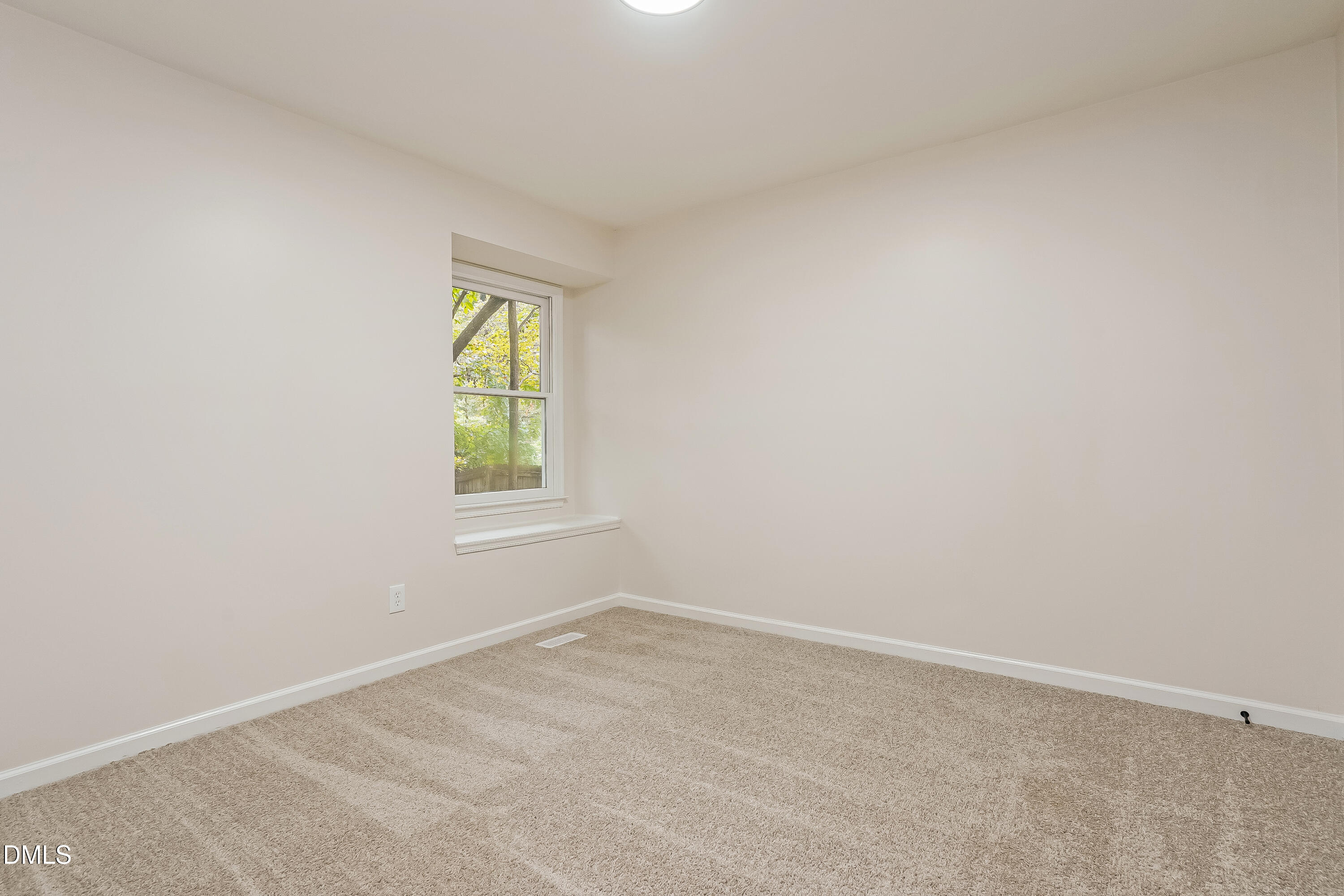 105 Stonelake Court Raleigh, NC 27610 - Photo 12 of 15