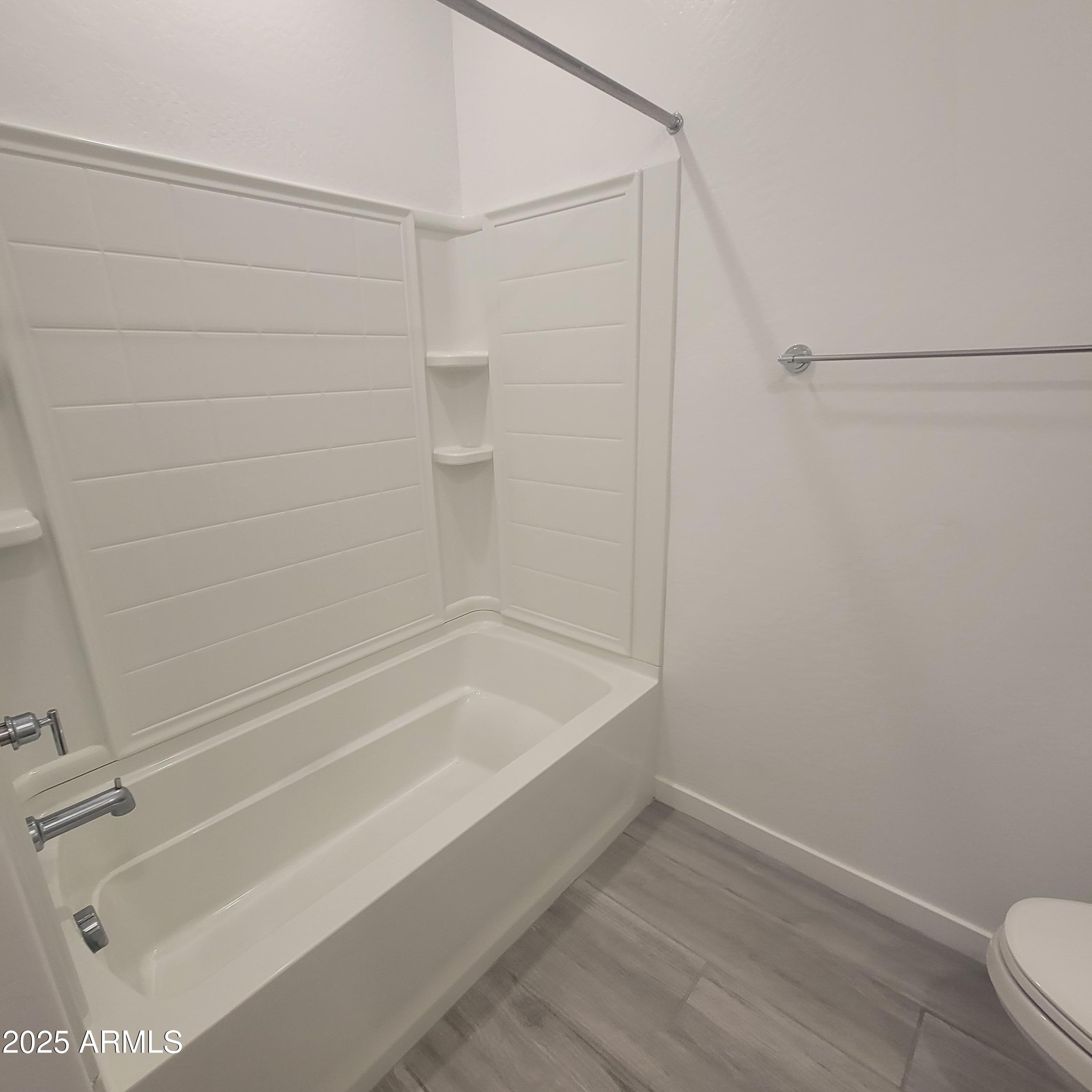 4077 South Sabrina Drive, Unit 30 Chandler, AZ 85248 - Photo 15 of 37 a bathroom with a bathtub