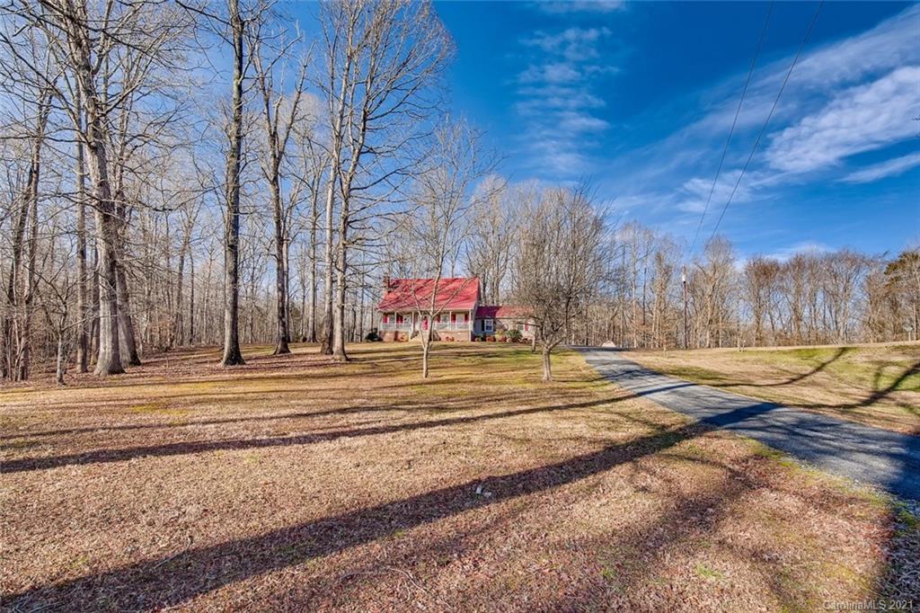 410 Hart Road Woodleaf, NC 27054 - Photo 5 of 48
