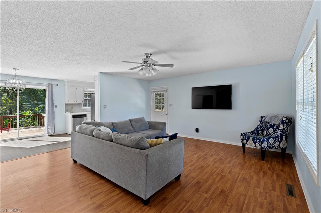 2751 Michael Road Lexington, NC 27295 - Photo 2 of 14
