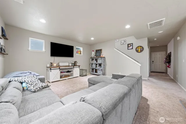 $450,000 | 736 South Rees Street, Moses Lake, WA 98837