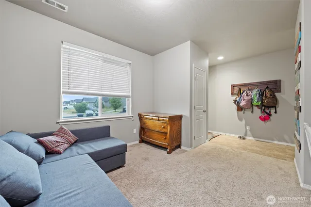 $450,000 | 736 South Rees Street, Moses Lake, WA 98837