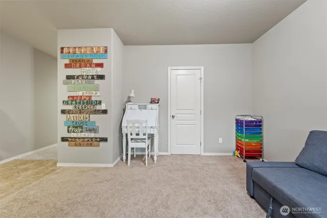 $450,000 | 736 South Rees Street, Moses Lake, WA 98837