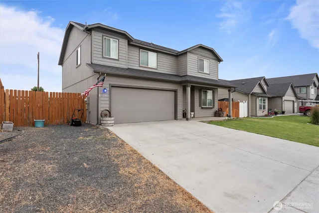 $450,000 | 736 South Rees Street, Moses Lake, WA 98837