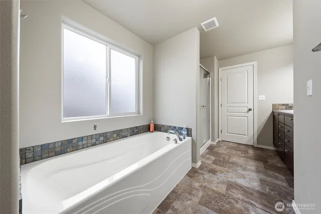 $450,000 | 736 South Rees Street, Moses Lake, WA 98837