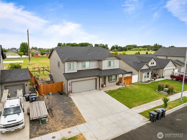 $450,000 | 736 South Rees Street, Moses Lake, WA 98837