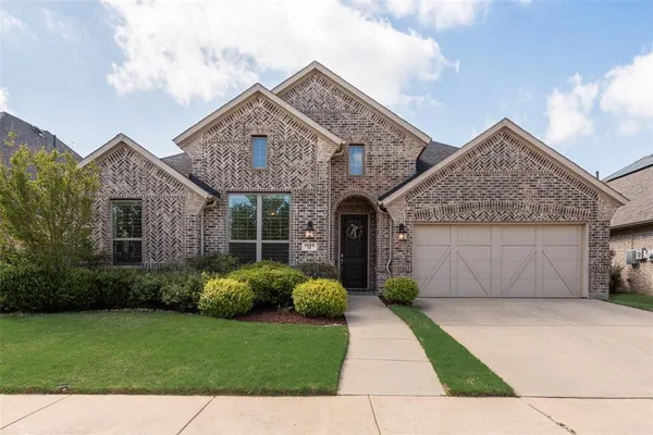 $576,900 | 1505 13th Street, Argyle, TX 76226