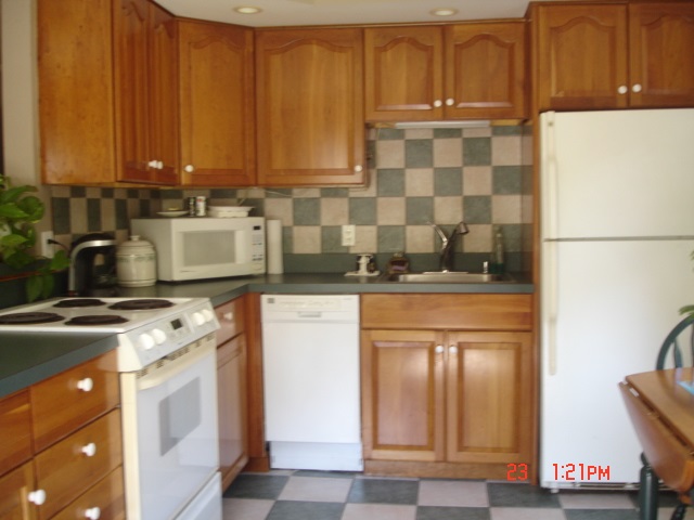 3 Colonial Road, Unit 4 Windham, NH 03087 - Photo 9 of 13