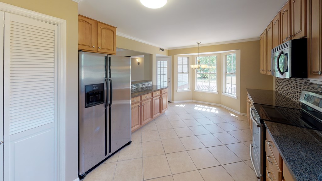 526 West Grey Hodges Road Dothan, AL 36303 - Photo 8 of 23