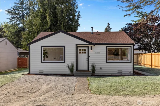 $625,000 | 9733 Evanston Avenue North, Seattle, WA 98103