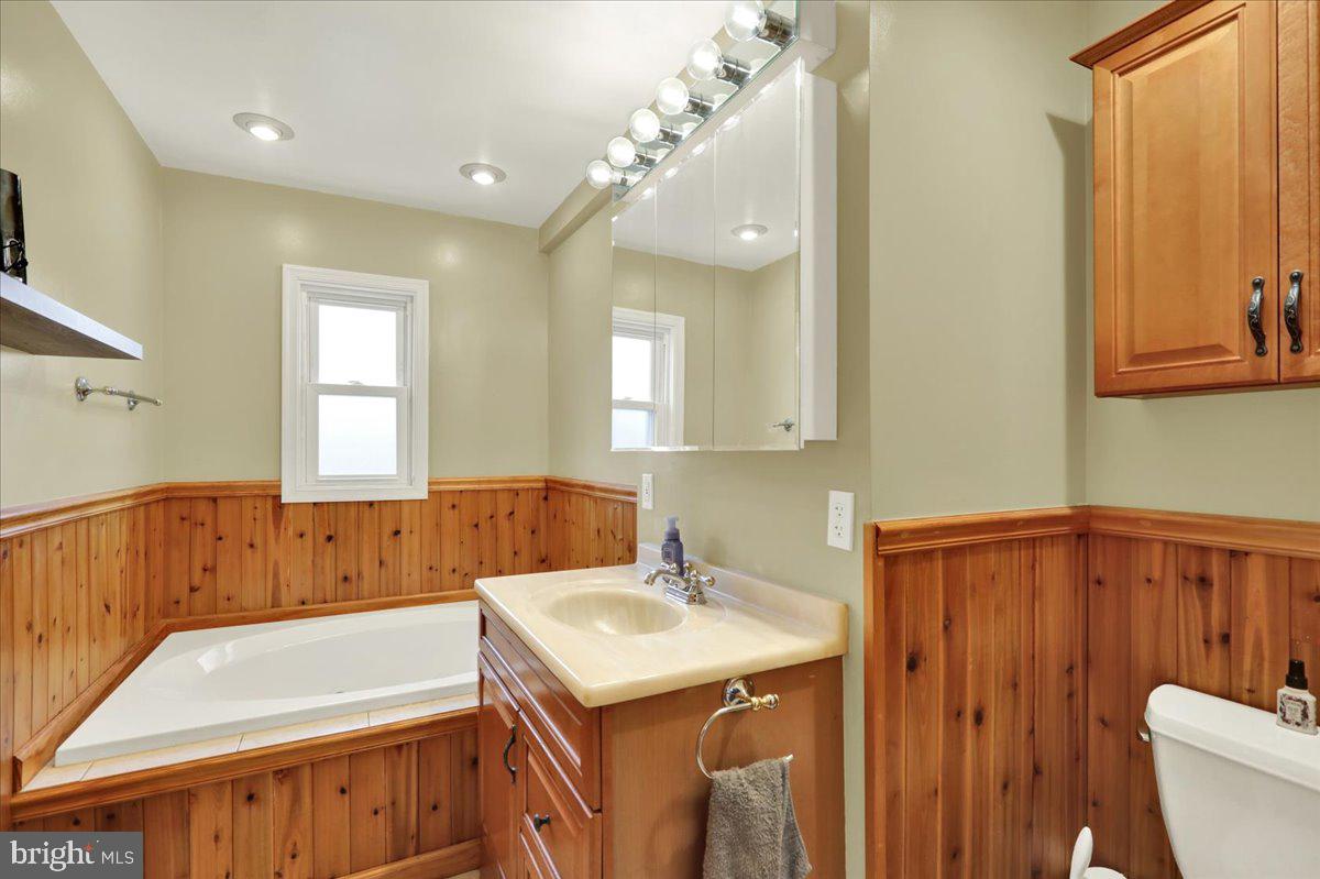 157 Daniel Boone Road Birdsboro, PA 19508 - Photo 13 of 41 Gallery Image 13