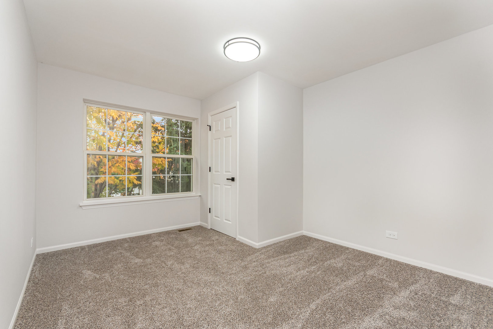 2746 Hillsboro Boulevard Aurora, IL 60503 - Photo 18 of 26