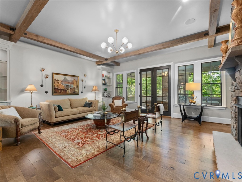 16131 Binley Road Midlothian, VA 23112 - Photo 23 of 99 a living room with furniture and large windows