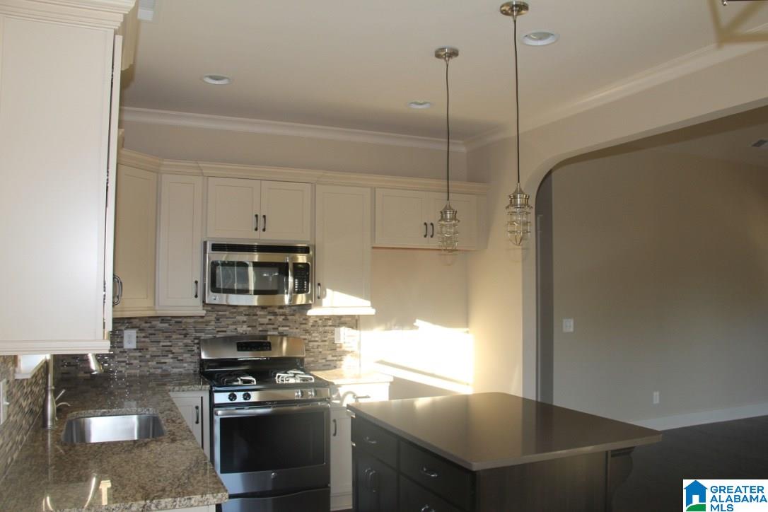 2813 Montevallo Park Road Birmingham, AL 35210 - Photo 19 of 32